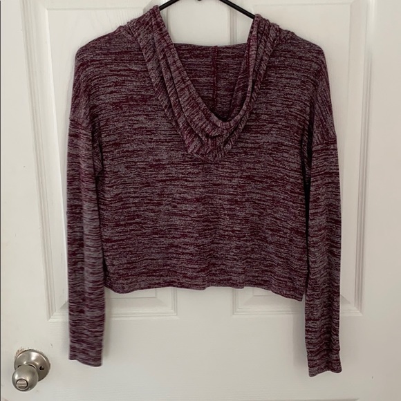 Burgundy cropped hoodie🤍 - Picture 3 of 3